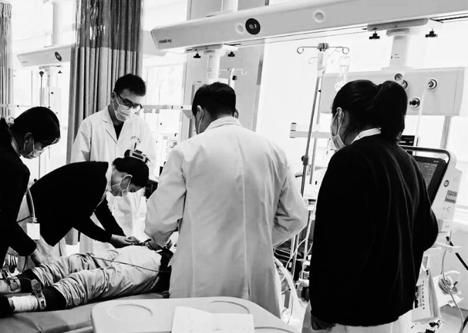 西安市中心医院经开区急诊科精准救治主动脉夹层患者